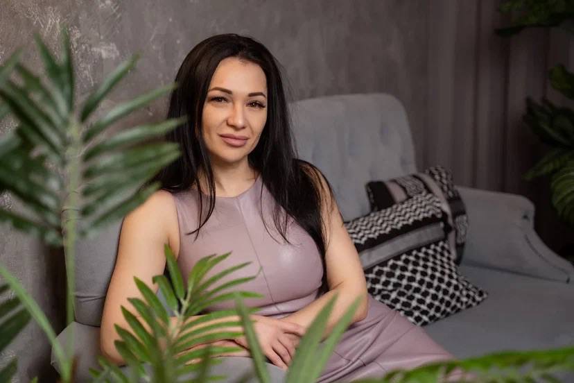 Оксана Лазарева в домашней обстановке